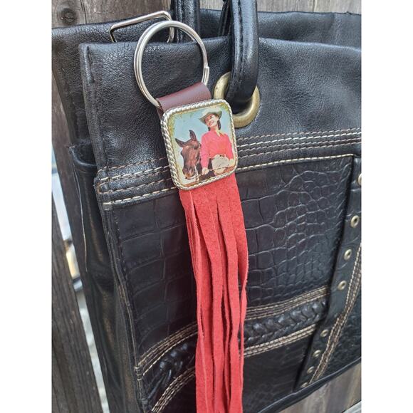 Handmade boho Leather Fringe Western bag charm, Long keychain purse charms - Picture 2 of 4